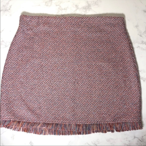 New! Zara stretchy tweed skirt with fringe trim - Picture 7 of 10